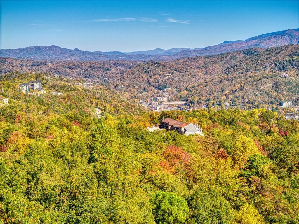 Four Bears Den, Hot Tub, 1089 Of Free Attraction Tickets For Each Paid Day, Dollywood And More Gatlinburg Exterior foto